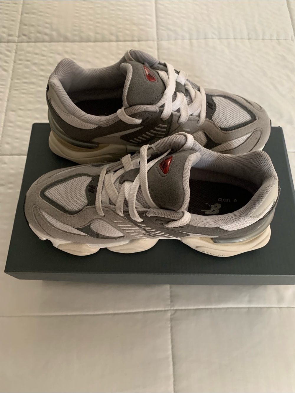 New Balance Kids 9060 Lace Sneakers - Grey